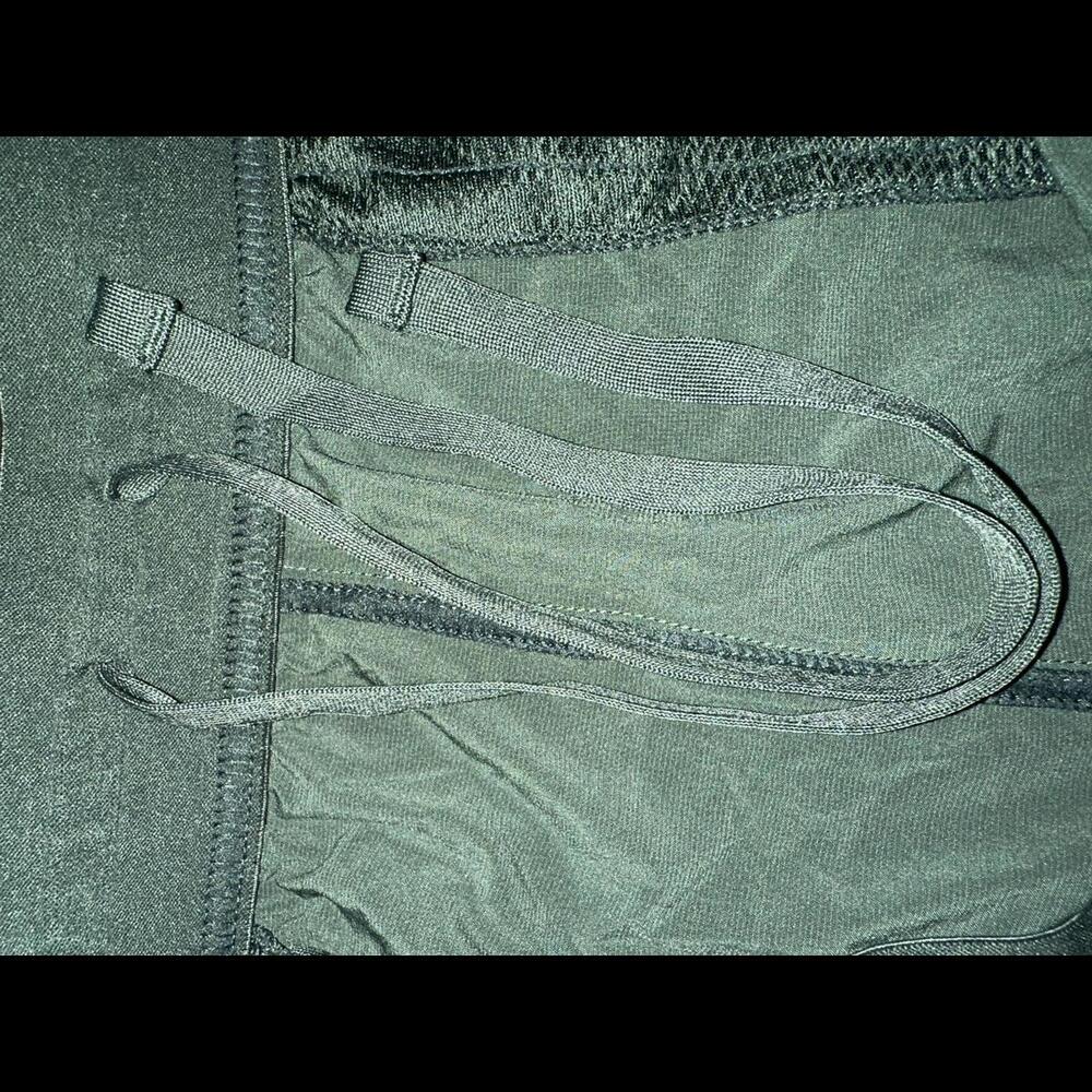 Nike Shorts Men's Large Yoga Training Dri-Fit Lightweight Shorts - Picture 7 of 9